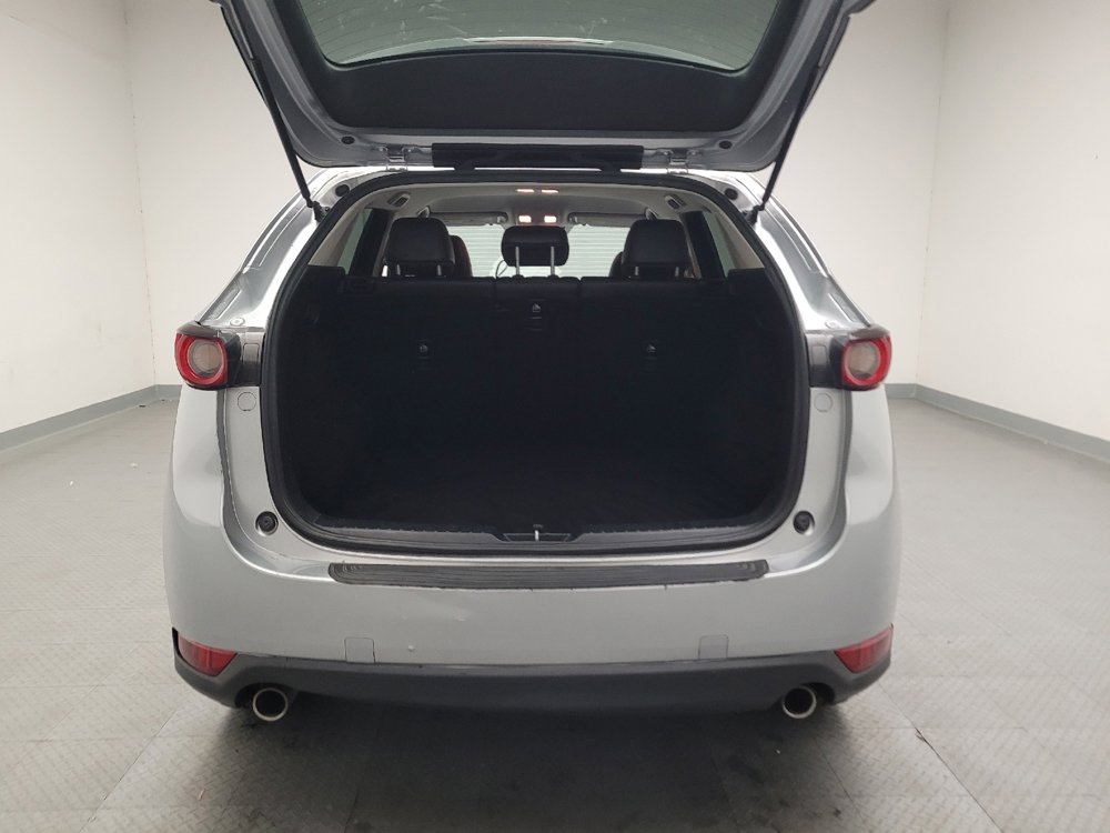 Used 2020 MAZDA CX-5 Touring image 29