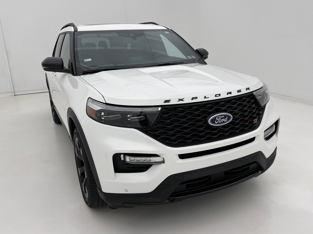 Used 2023 Ford Explorer ST w/ Equipment Group 401A AWD/4WD image 3