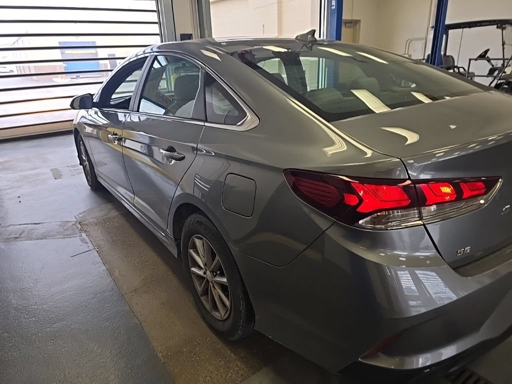 Used 2019 Hyundai Sonata SE FWD image 4