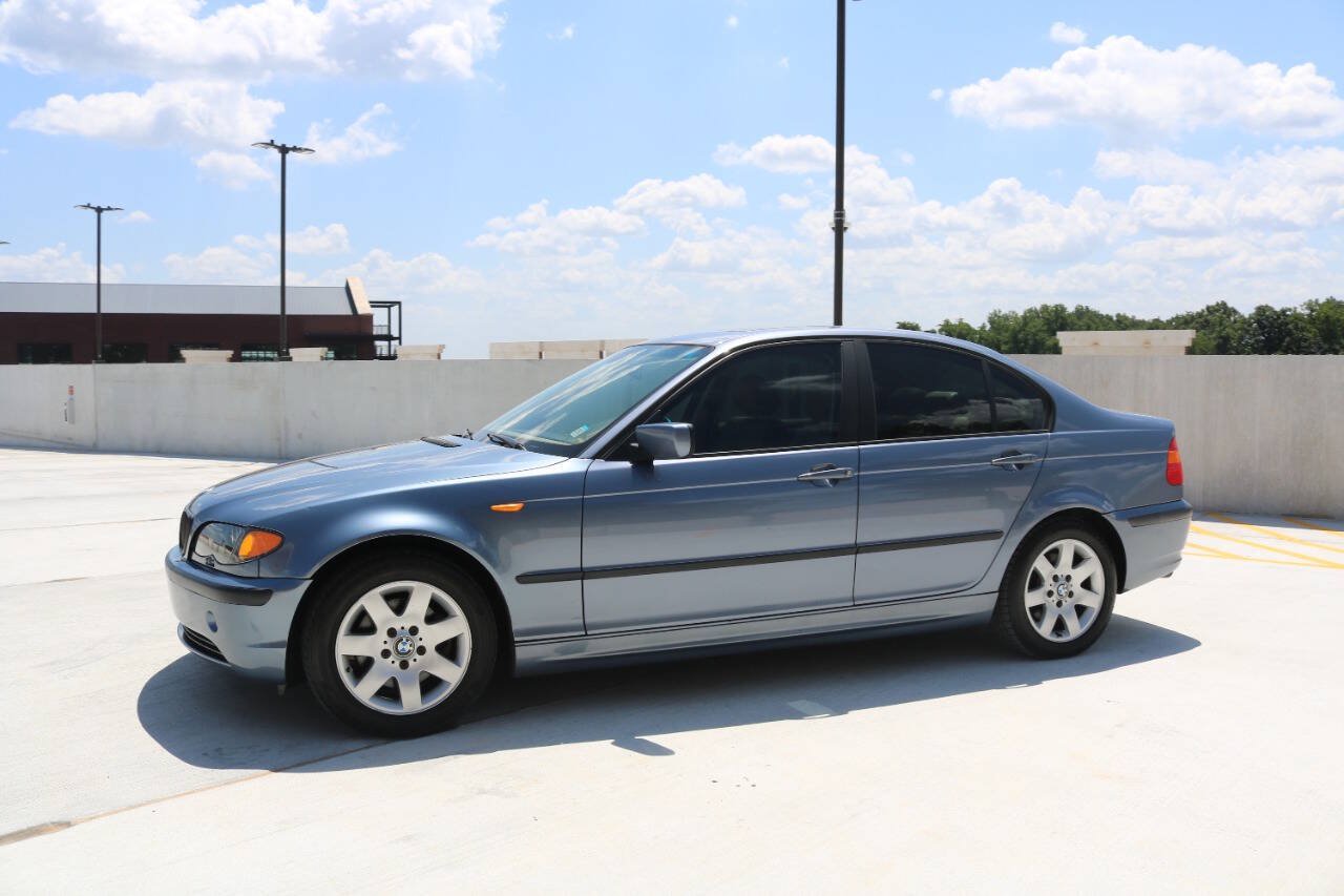 Used 2004 BMW 325xi Sedan AWD/4WD image 32