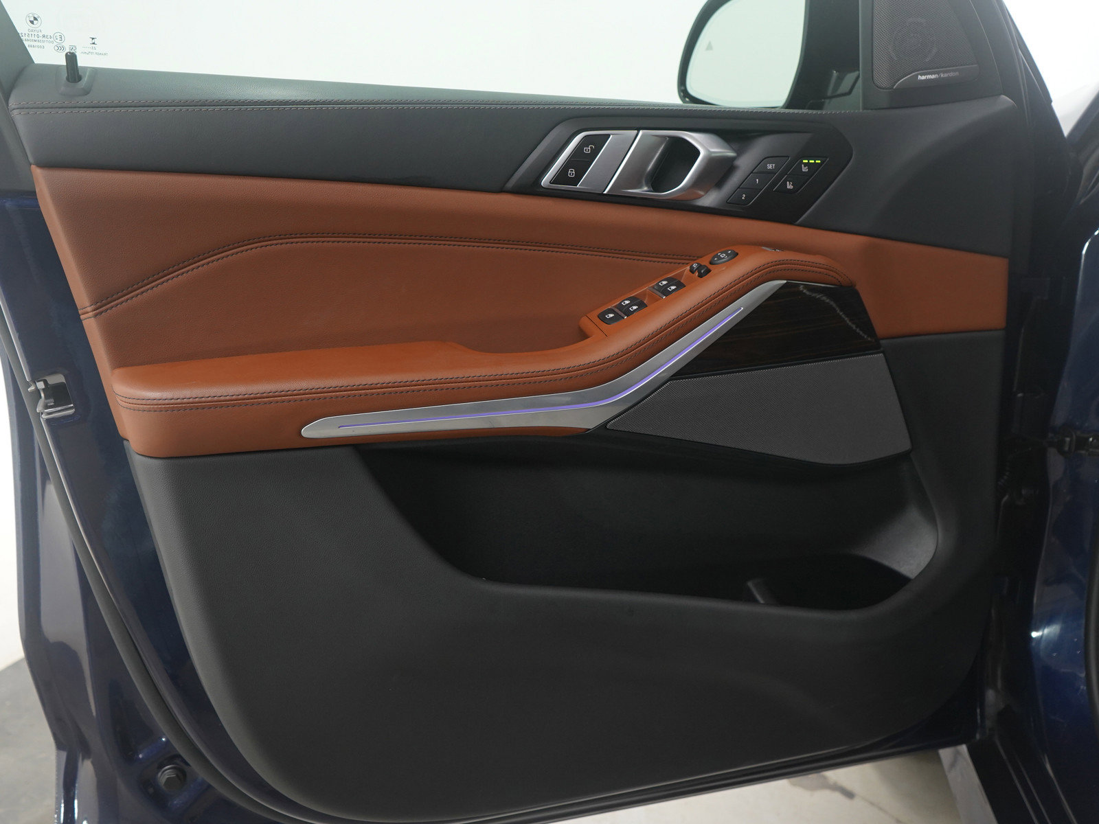 Used 2024 BMW X5 M60i image 21