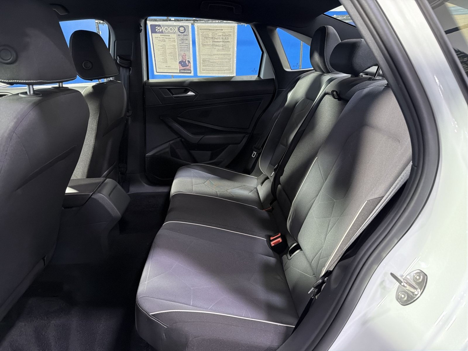 Used 2025 Volkswagen Jetta Sport FWD image 27