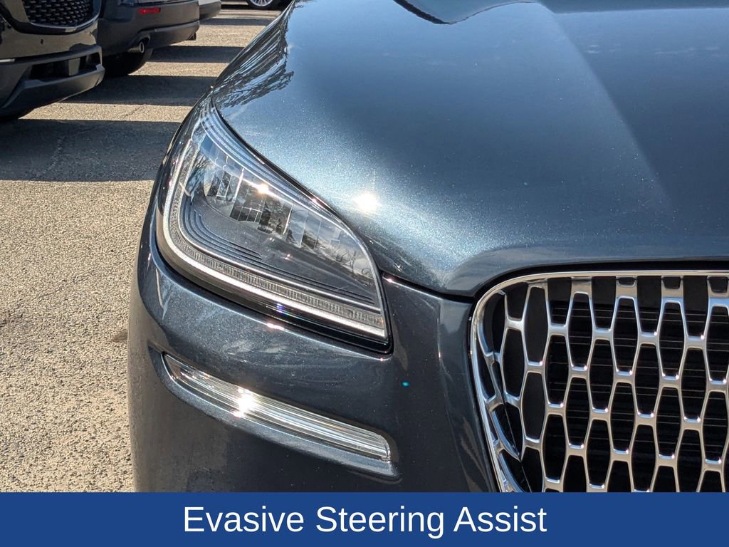 Used 2022 Lincoln Corsair Reserve w/ Equipment Group 201A image 10