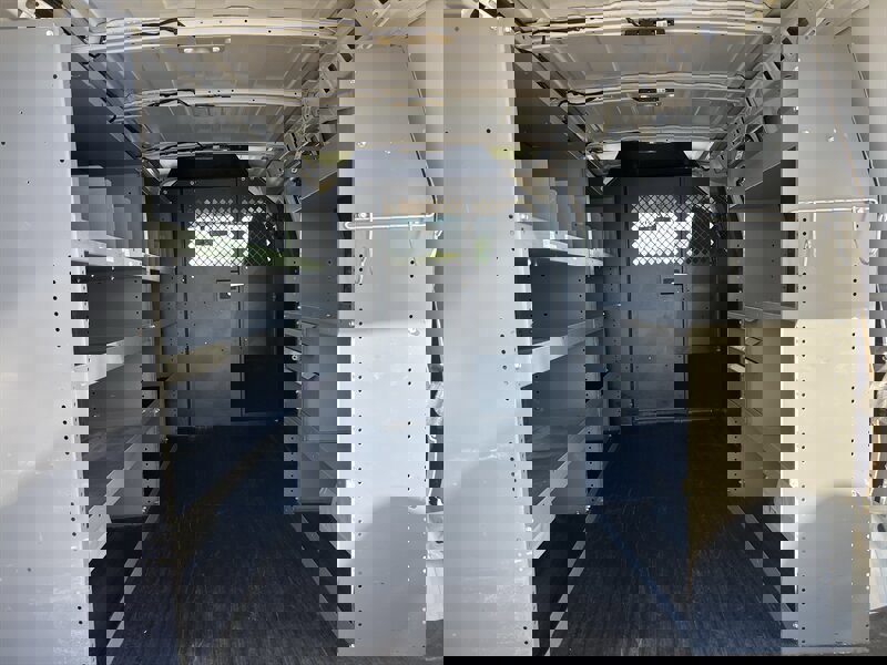 Used 2018 Chevrolet Express 2500 w/ Driver Convenience Package image 8