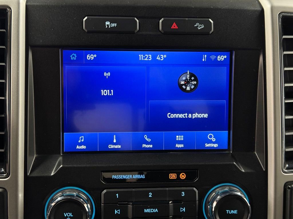 Used 2021 Ford F250 Lariat w/ Chrome Package image 43