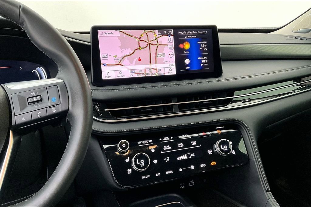 Certified 2025 INFINITI QX60 Luxe image 8