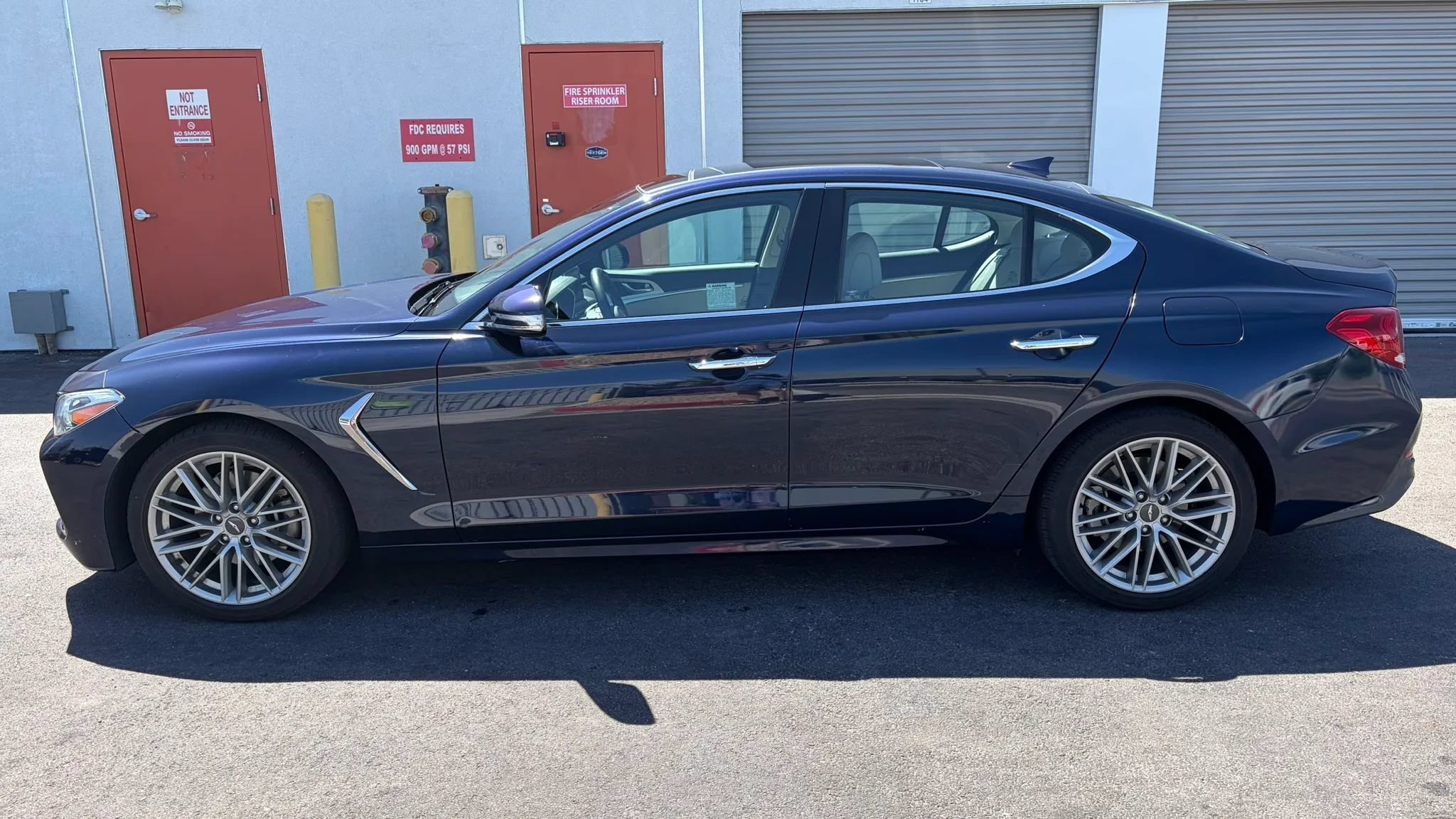 Used 2021 Genesis G70 2.0T w/ Elite Package RWD image 2