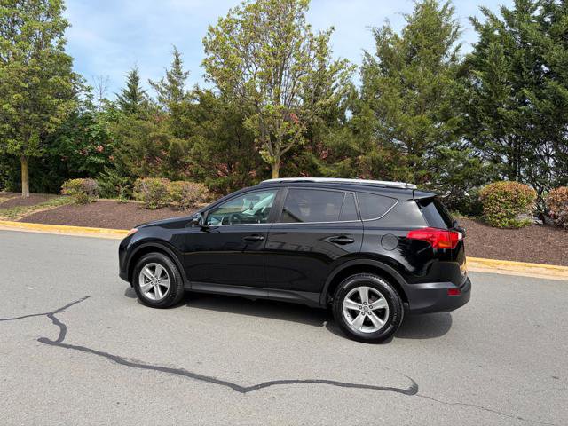 Used 2015 Toyota RAV4 XLE AWD/4WD image 3