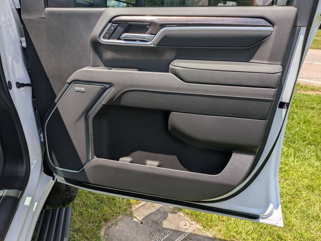 New 2026 Chevrolet Silverado 2500 LTZ w/ Trail Boss Package AWD/4WD image 38