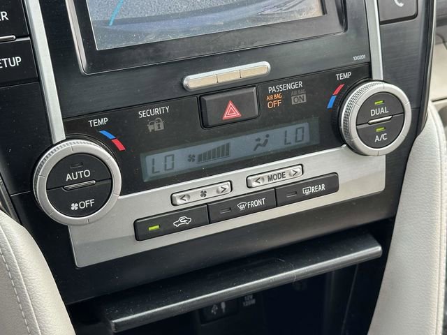 Used 2014 Toyota Camry LE FWD image 5