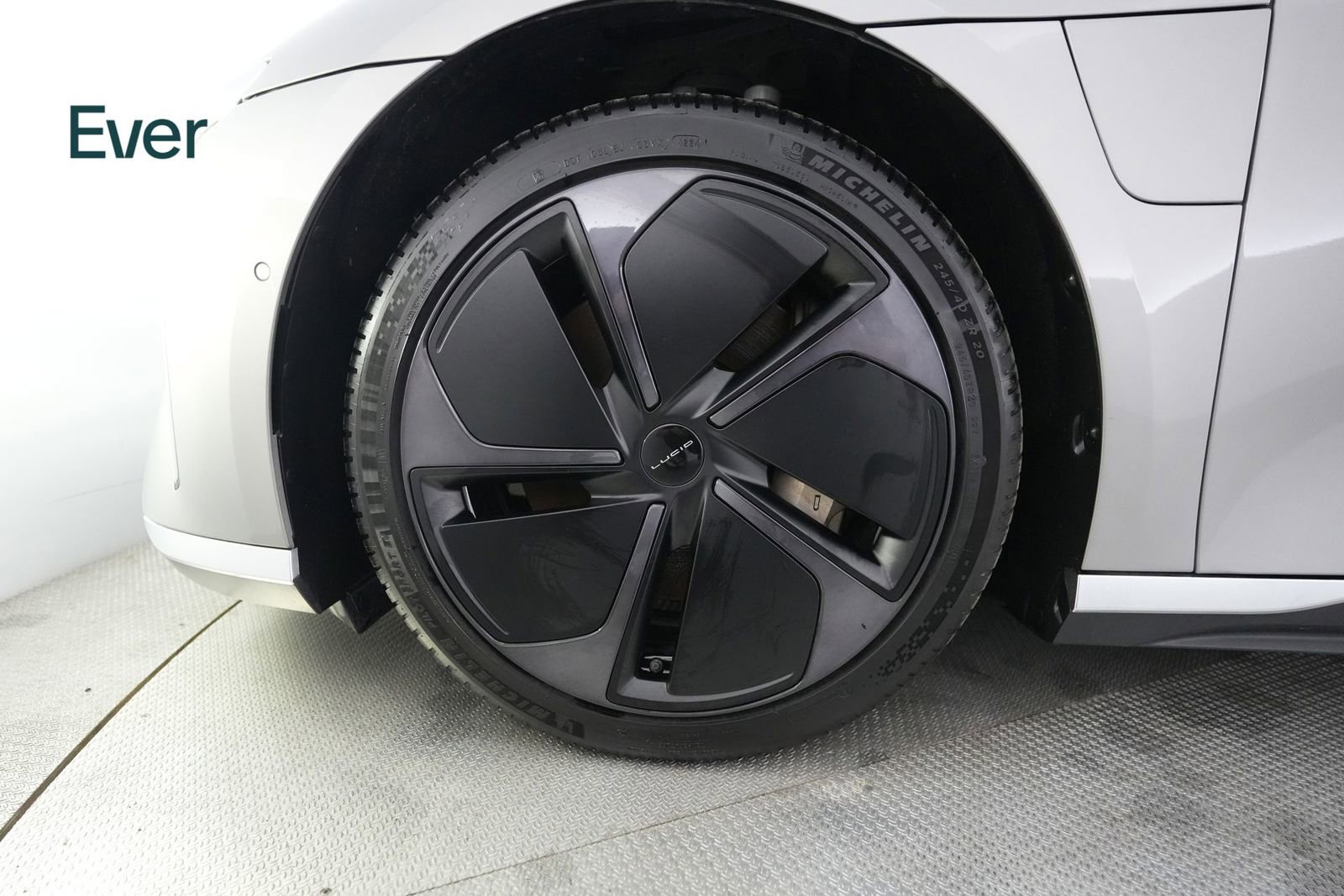 Used 2023 Lucid Air Touring AWD/4WD image 19
