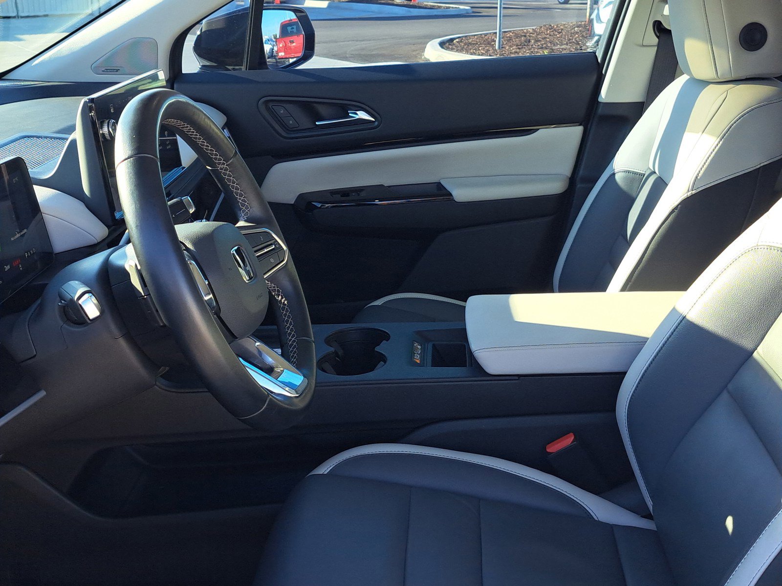 Used 2024 Honda Prologue Touring image 15