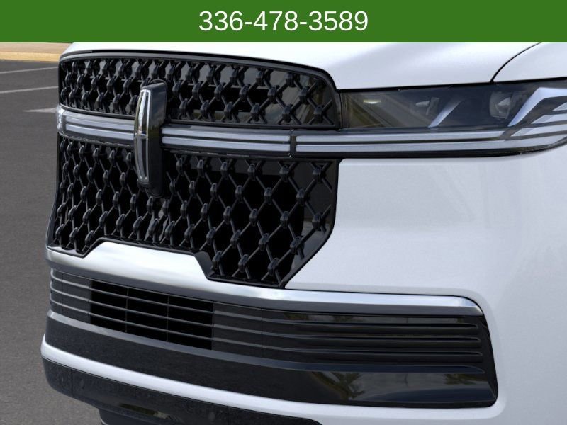 New 2026 Lincoln Navigator L Reserve w/ Jet Appearance Package AWD/4WD image 17