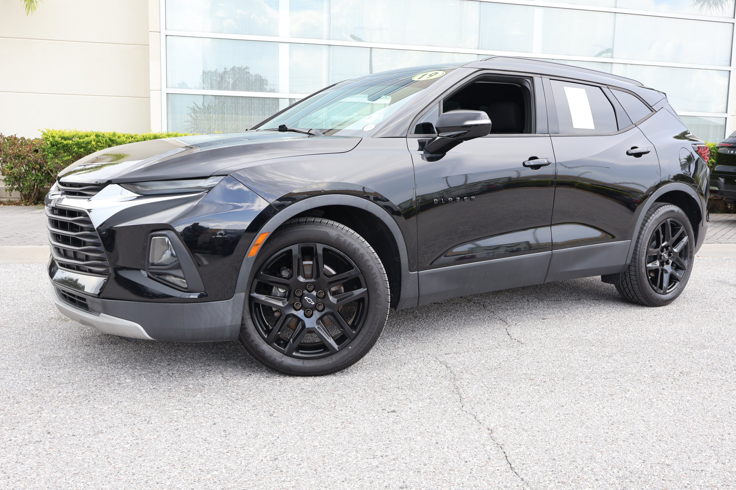 Used 2019 Chevrolet Blazer LT FWD image 1