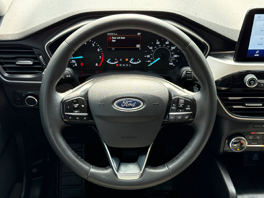 Used 2022 Ford Escape SE w/ SE Sport Appearance Package FWD image 14