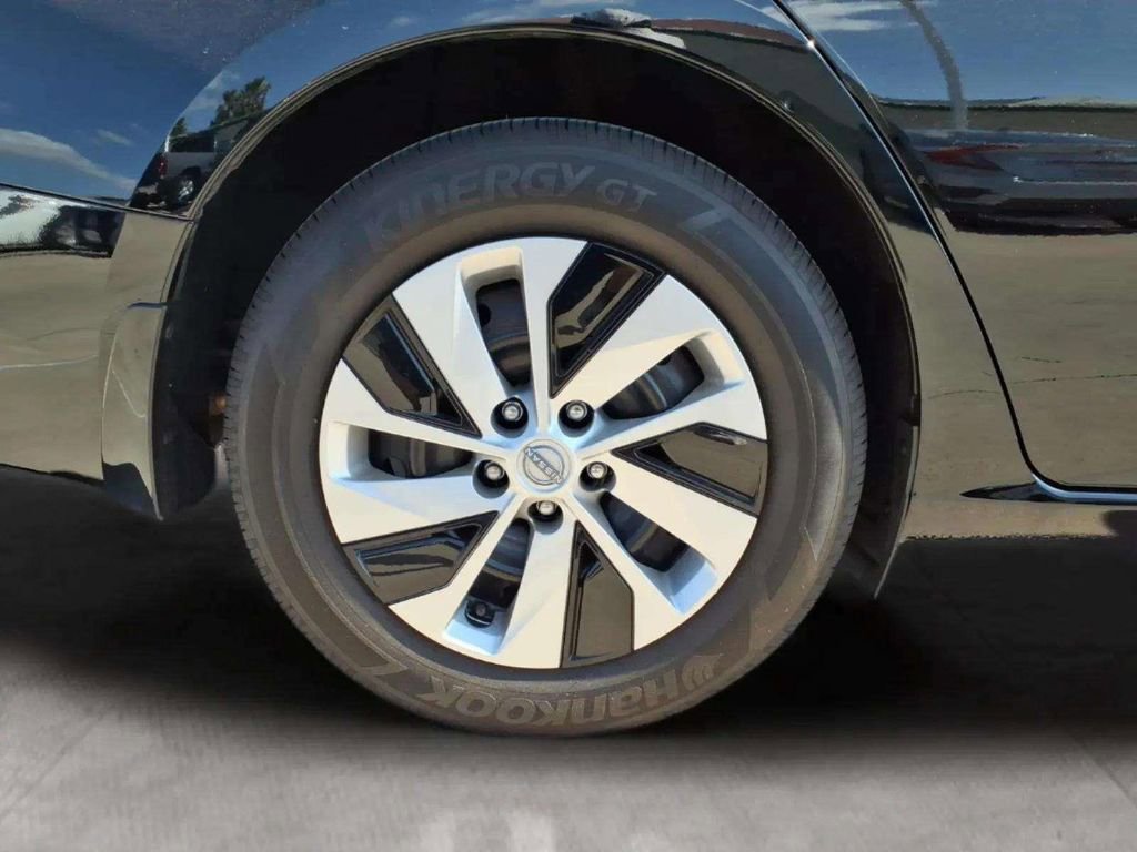 Used 2025 Nissan Altima 2.5 S FWD image 20