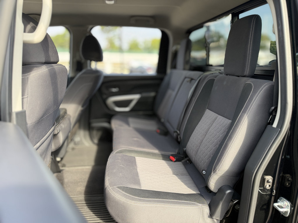 Used 2021 Nissan Titan SV w/ Accessory Utility Package RWD image 30