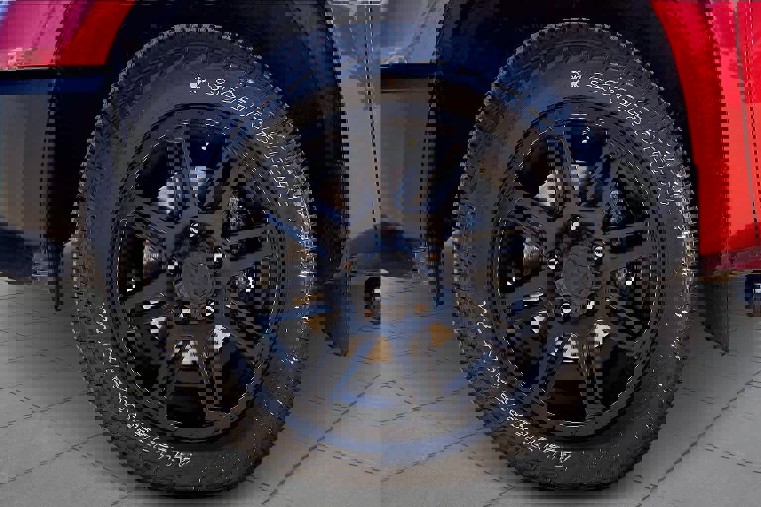 Used 2019 Toyota Tundra SR image 10