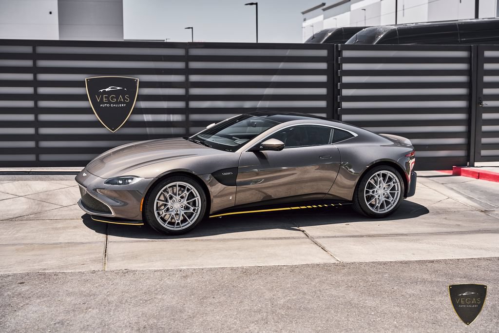 Used 2021 Aston Martin V8 Vantage Coupe RWD image 5