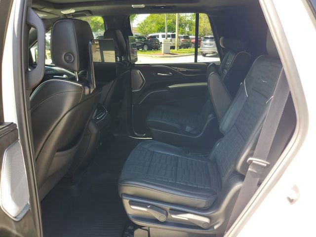 Certified 2023 Cadillac Escalade Sport Platinum w/ LPO, ONYX Package image 12