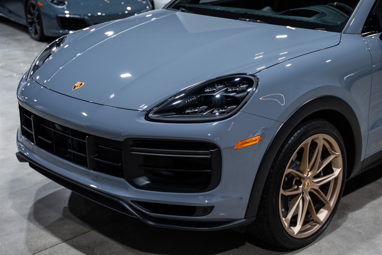 Used 2022 Porsche Cayenne Turbo GT AWD/4WD image 15