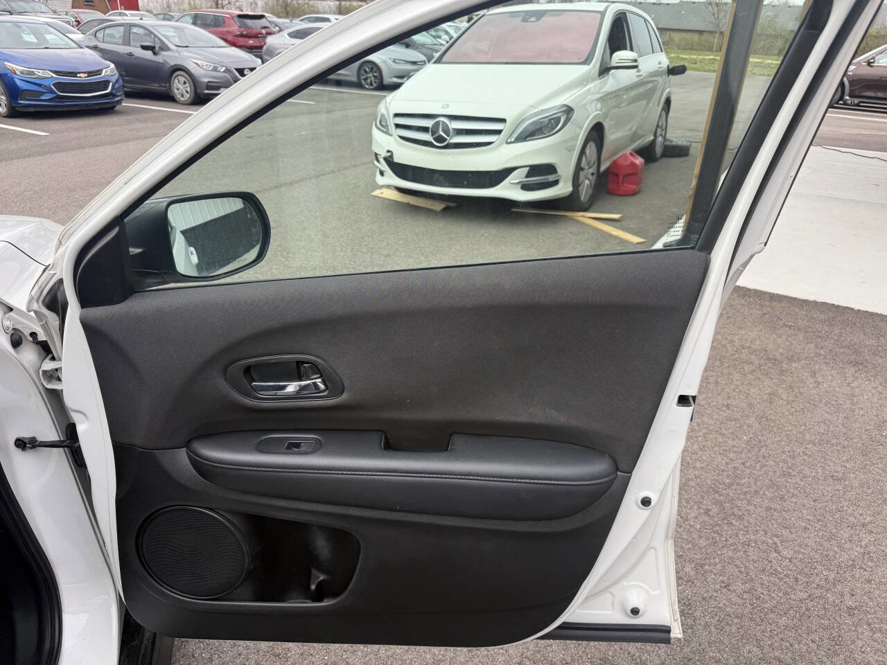Used 2021 Honda HR-V Sport image 13