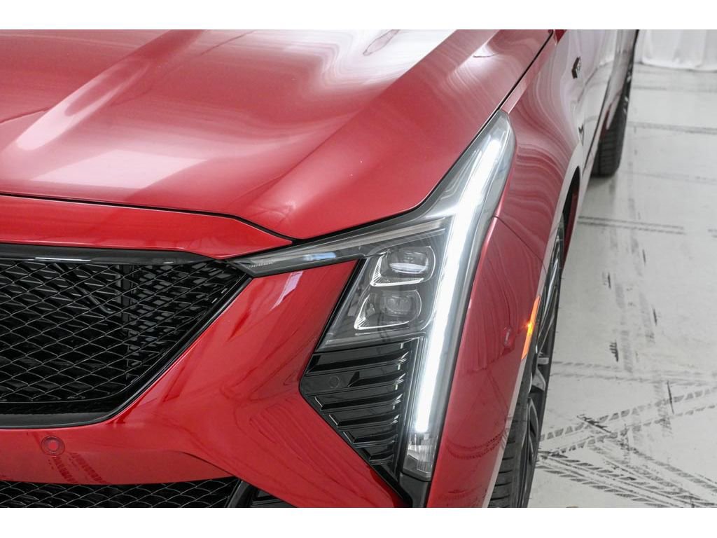 New 2026 Cadillac CT5 V w/ LPO, ONYX Package AWD/4WD image 9