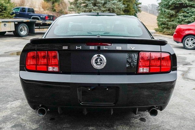 Used 2008 Ford Mustang Shelby GT500 RWD image 7