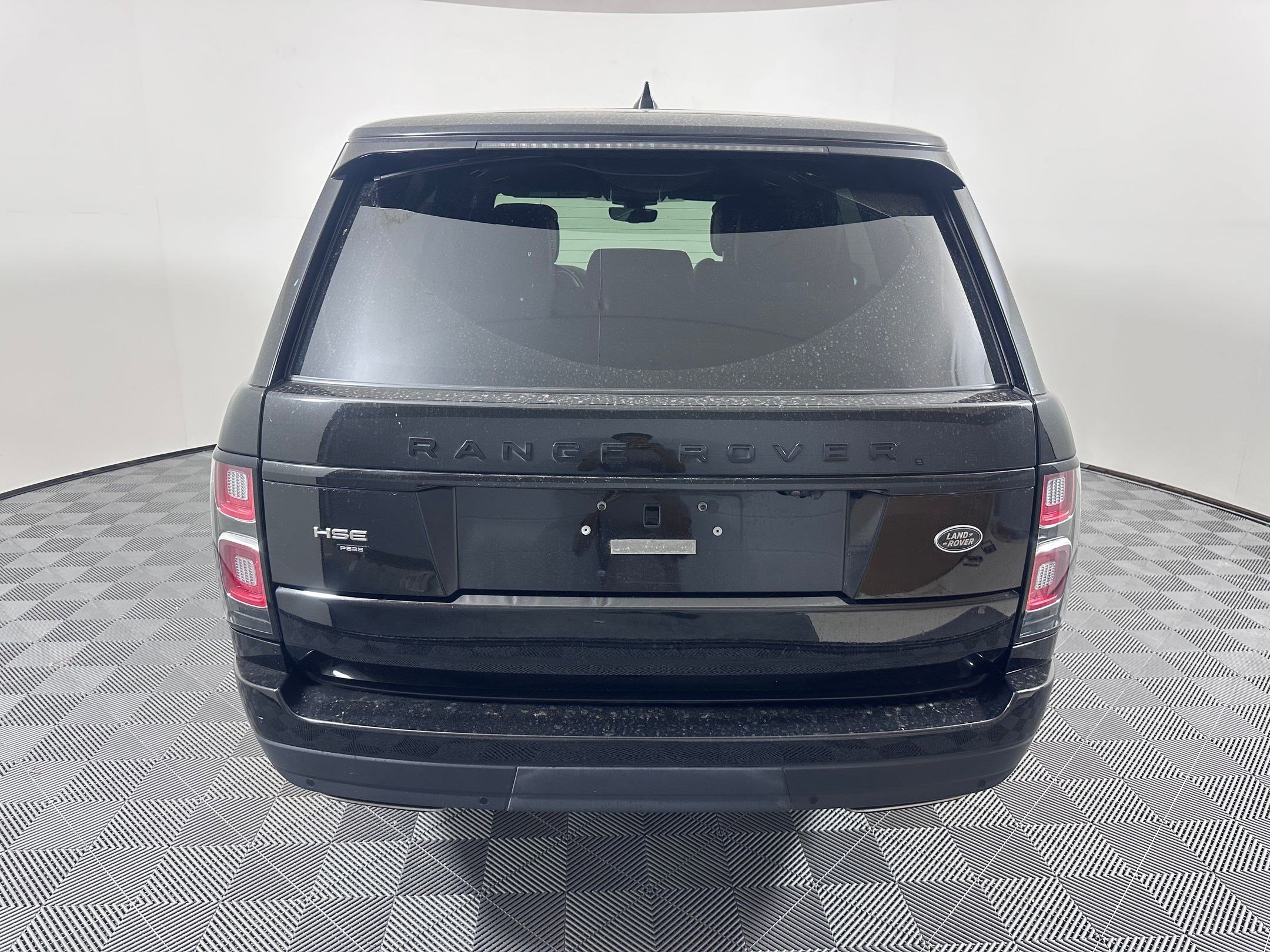 Used 2020 Land Rover Range Rover HSE image 8