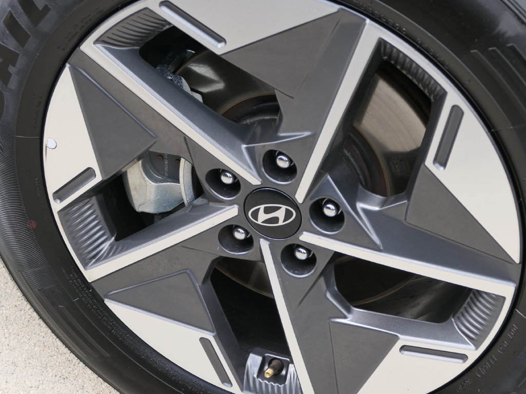 Used 2025 Hyundai Tucson SEL FWD image 6