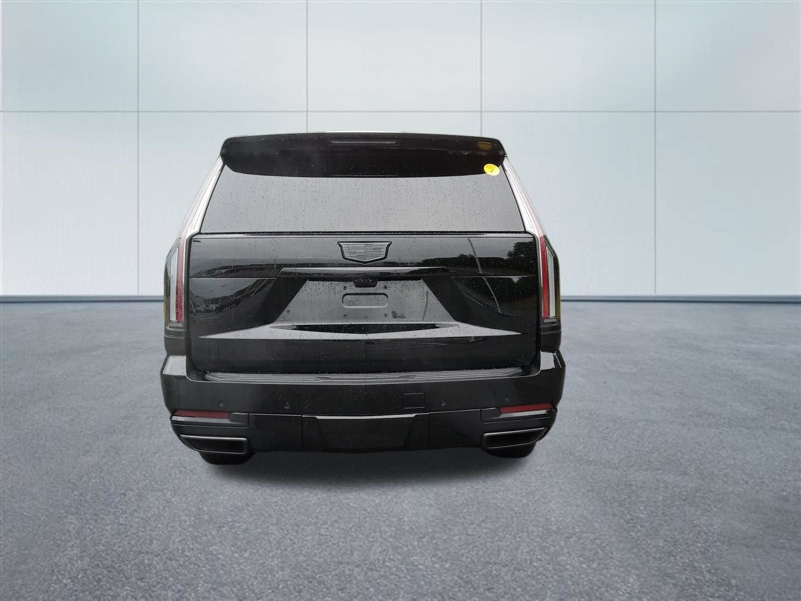 Used 2026 Cadillac Escalade ESV Sport w/ LPO, ONYX Package AWD/4WD image 4