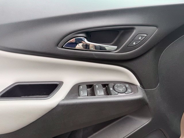 Used 2019 Chevrolet Equinox LS FWD image 22