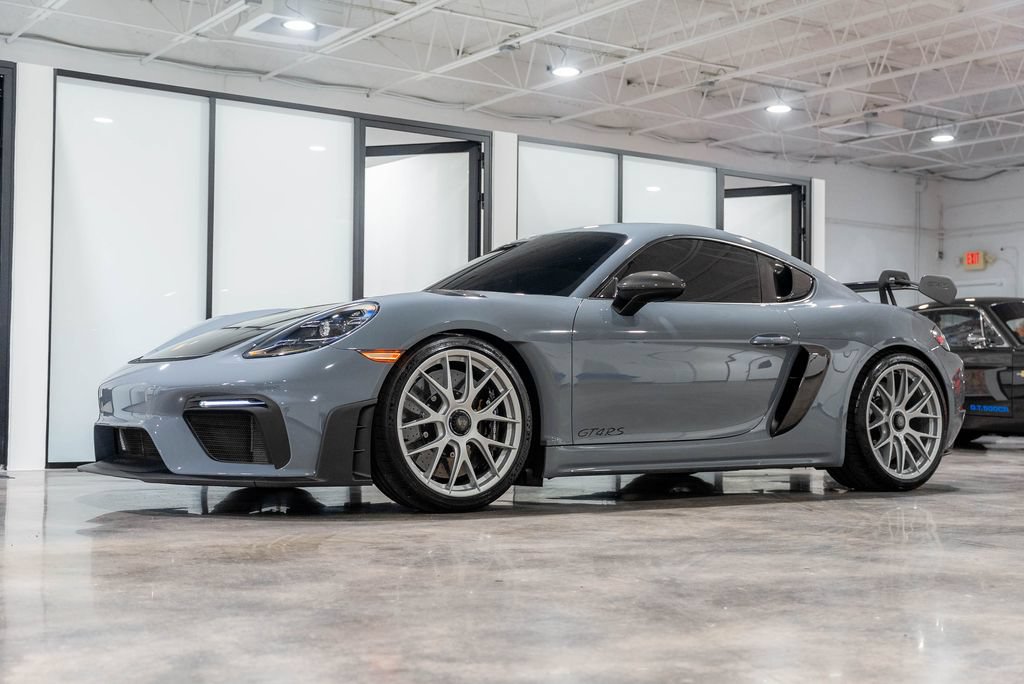 Used 2024 Porsche 718 Cayman GT4 RS RWD image 24