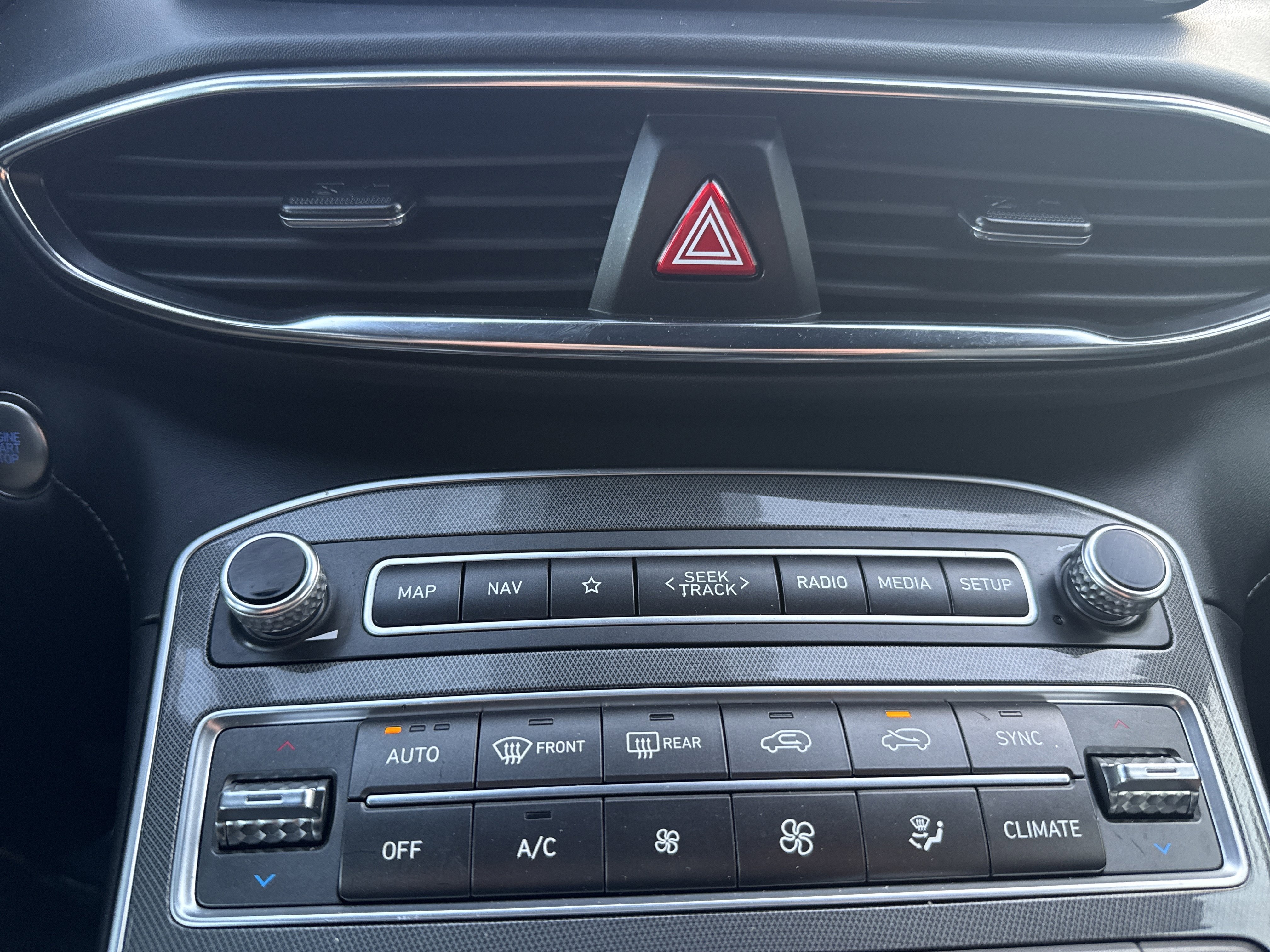 Used 2022 Hyundai Santa Fe Calligraphy image 22