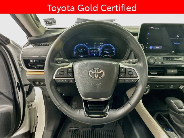 Certified 2024 Toyota Grand Highlander AWD image 12