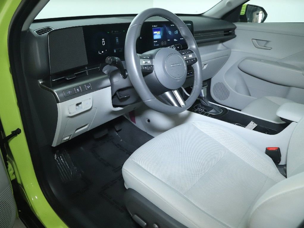 Used 2024 Hyundai Kona SEL AWD/4WD image 18