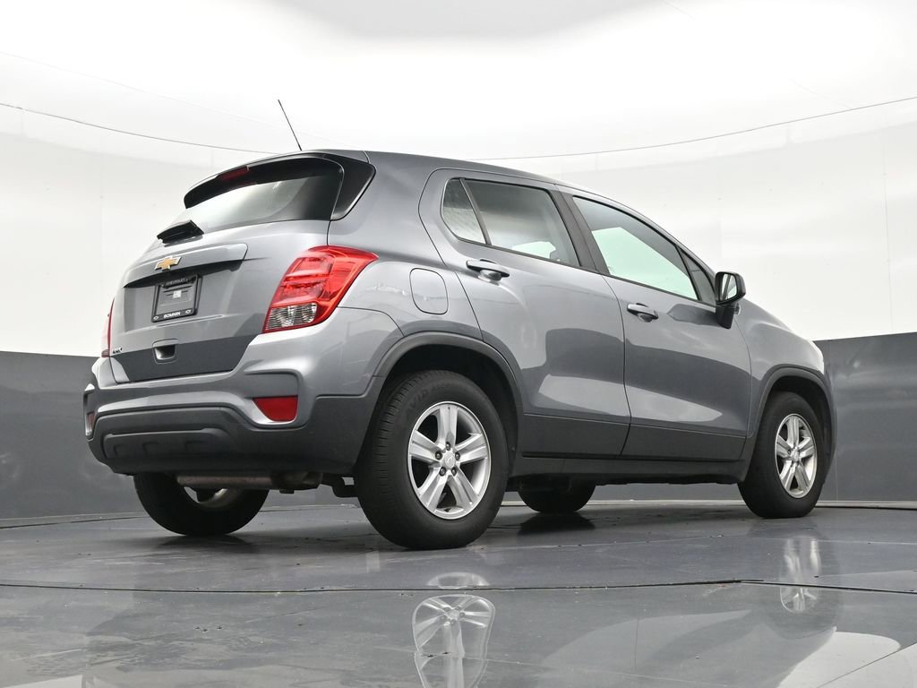 Used 2020 Chevrolet Trax LS image 27