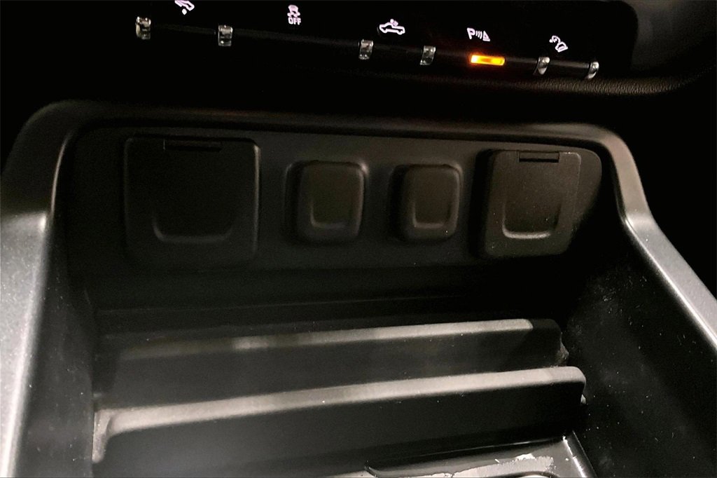 Used 2017 Chevrolet Silverado 1500 LT image 17