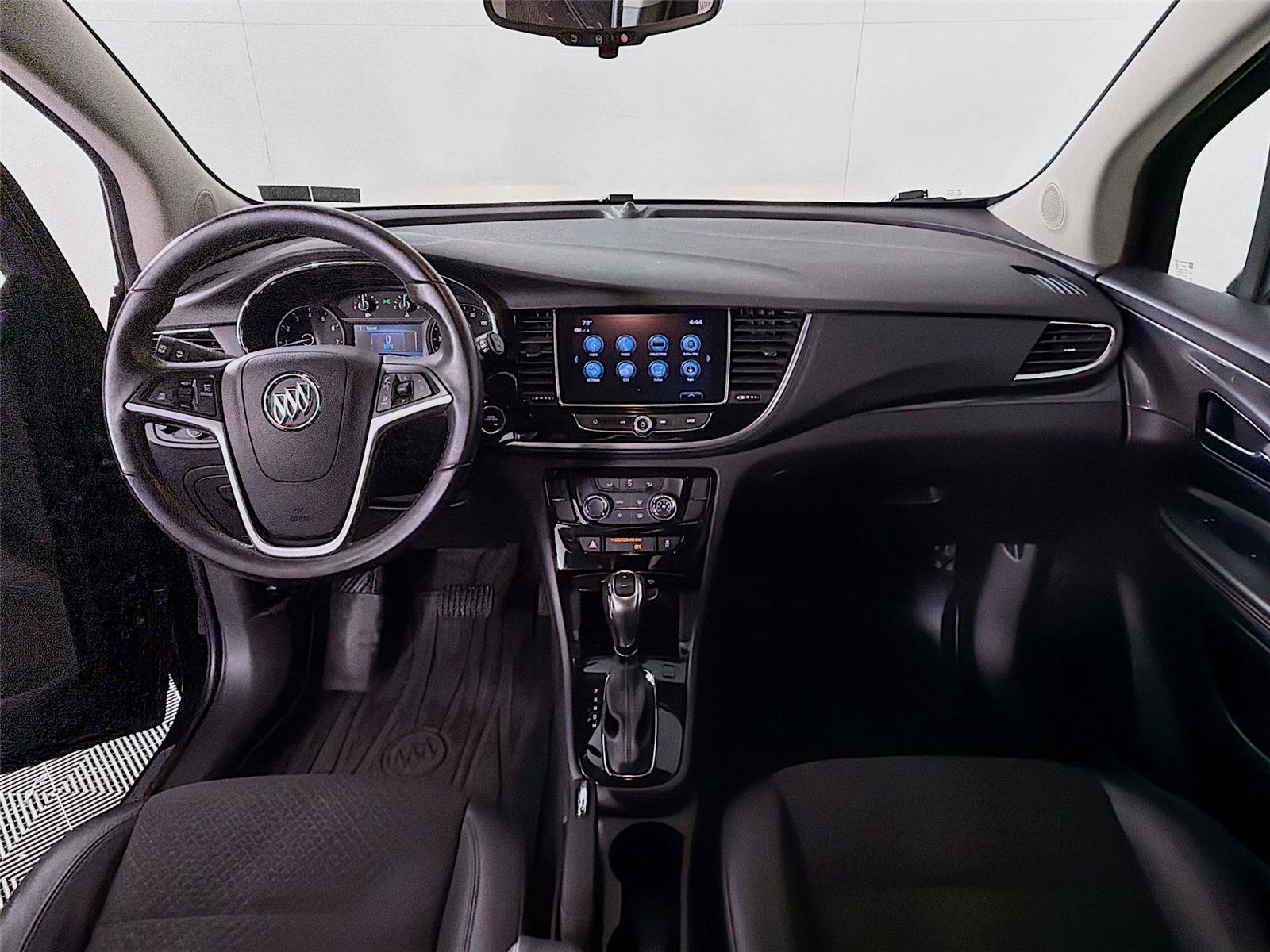 Used 2020 Buick Encore Preferred AWD/4WD image 5