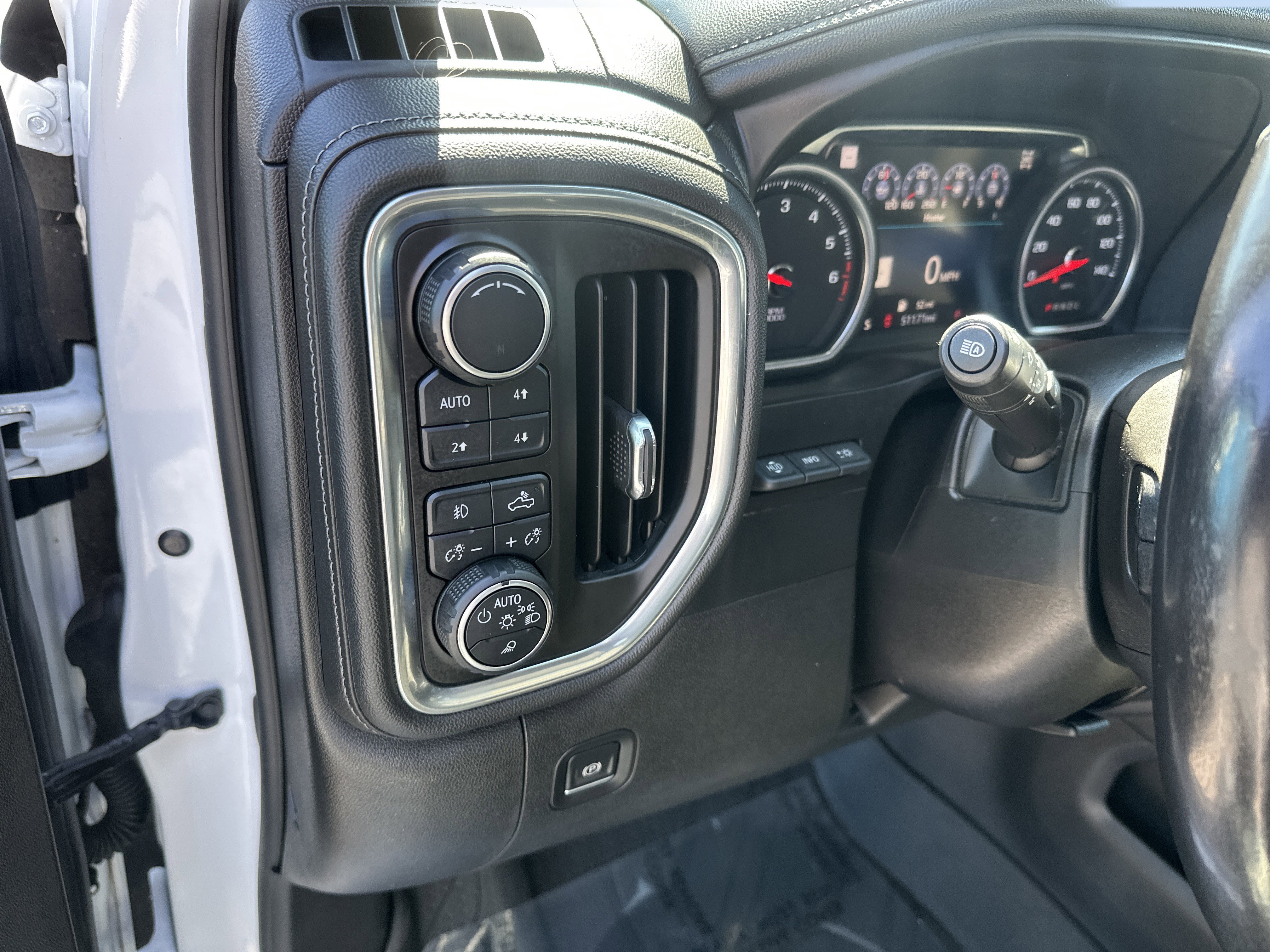 Certified 2019 Chevrolet Silverado 1500 LTZ w/ LTZ Premium Package image 13