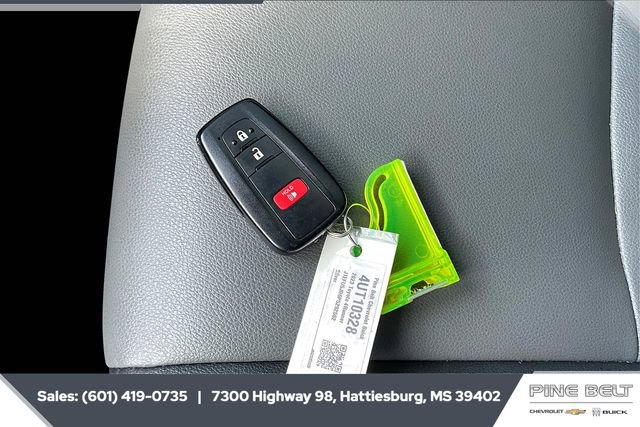 Used 2023 Toyota 4Runner SR5 Premium image 9