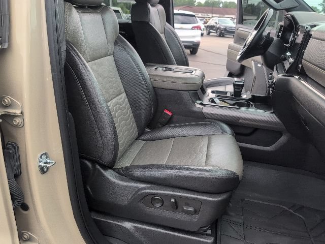 Used 2022 Chevrolet Silverado 1500 ZR2 AWD/4WD image 48