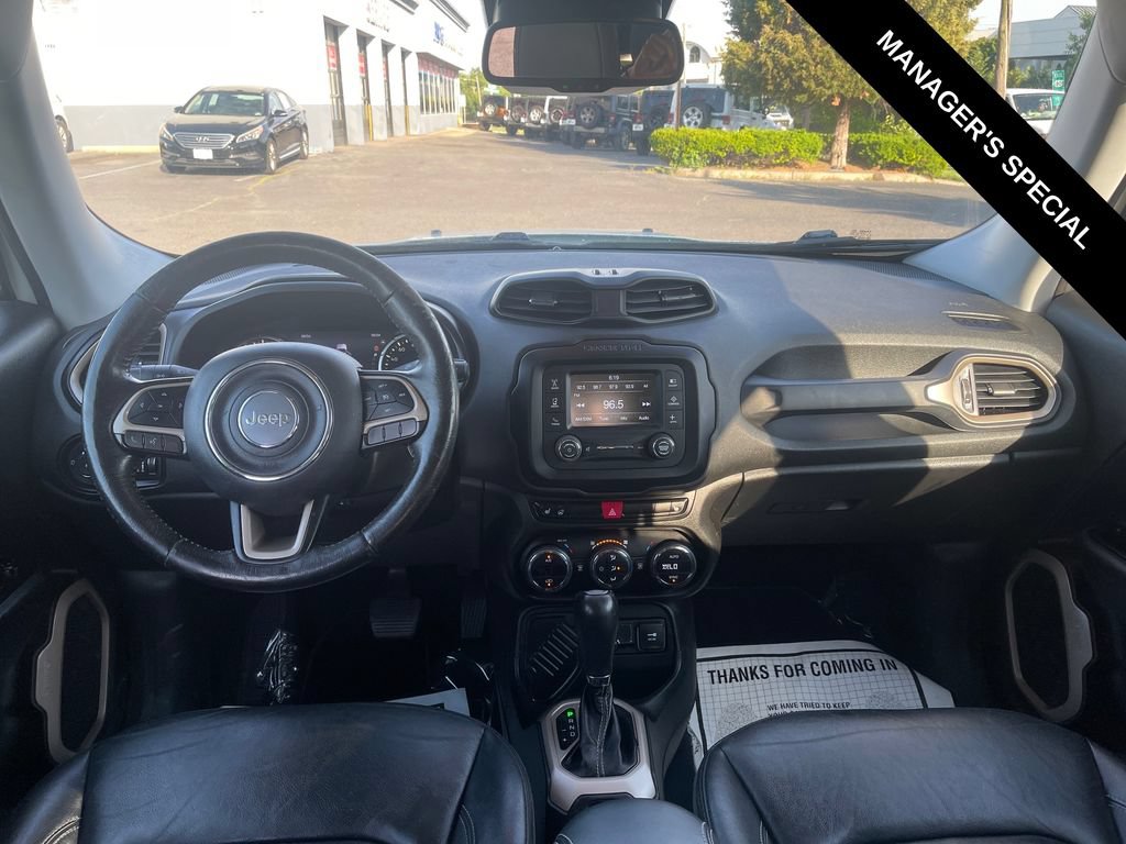Used 2016 Jeep Renegade Limited FWD image 16