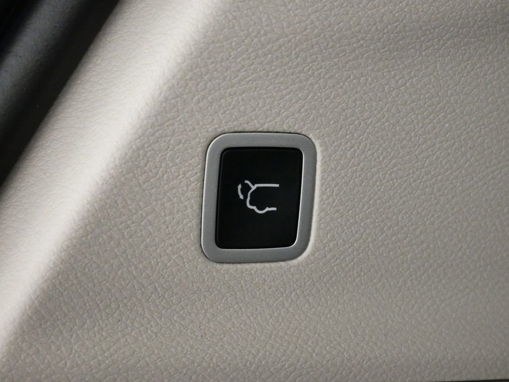 New 2024 Chrysler Pacifica Touring-L image 29