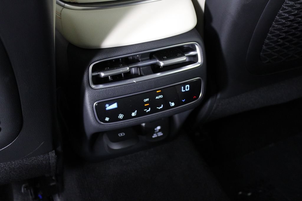 Used 2026 Genesis GV70 3.5T Sport Prestige AWD/4WD image 22