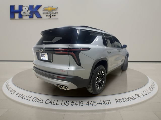 Used 2026 Chevrolet Traverse Z71 w/ LPO, Floor Liner Package AWD/4WD image 6