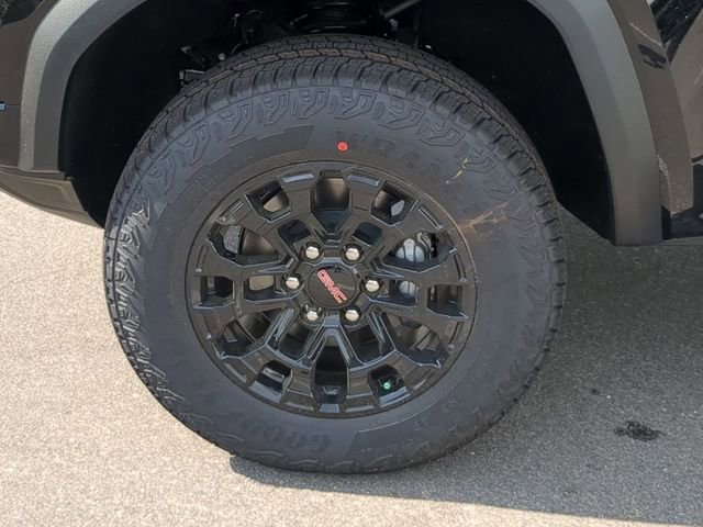 New 2026 GMC Canyon Elevation w/ Convenience Package RWD image 15