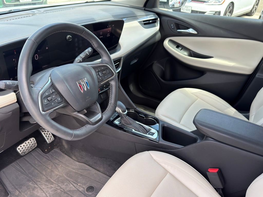 Used 2025 Buick Encore GX Sport Touring w/ Comfort Package image 10