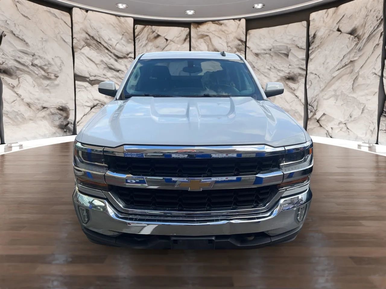 Used 2017 Chevrolet Silverado 1500 LT w/ All Star Edition image 10
