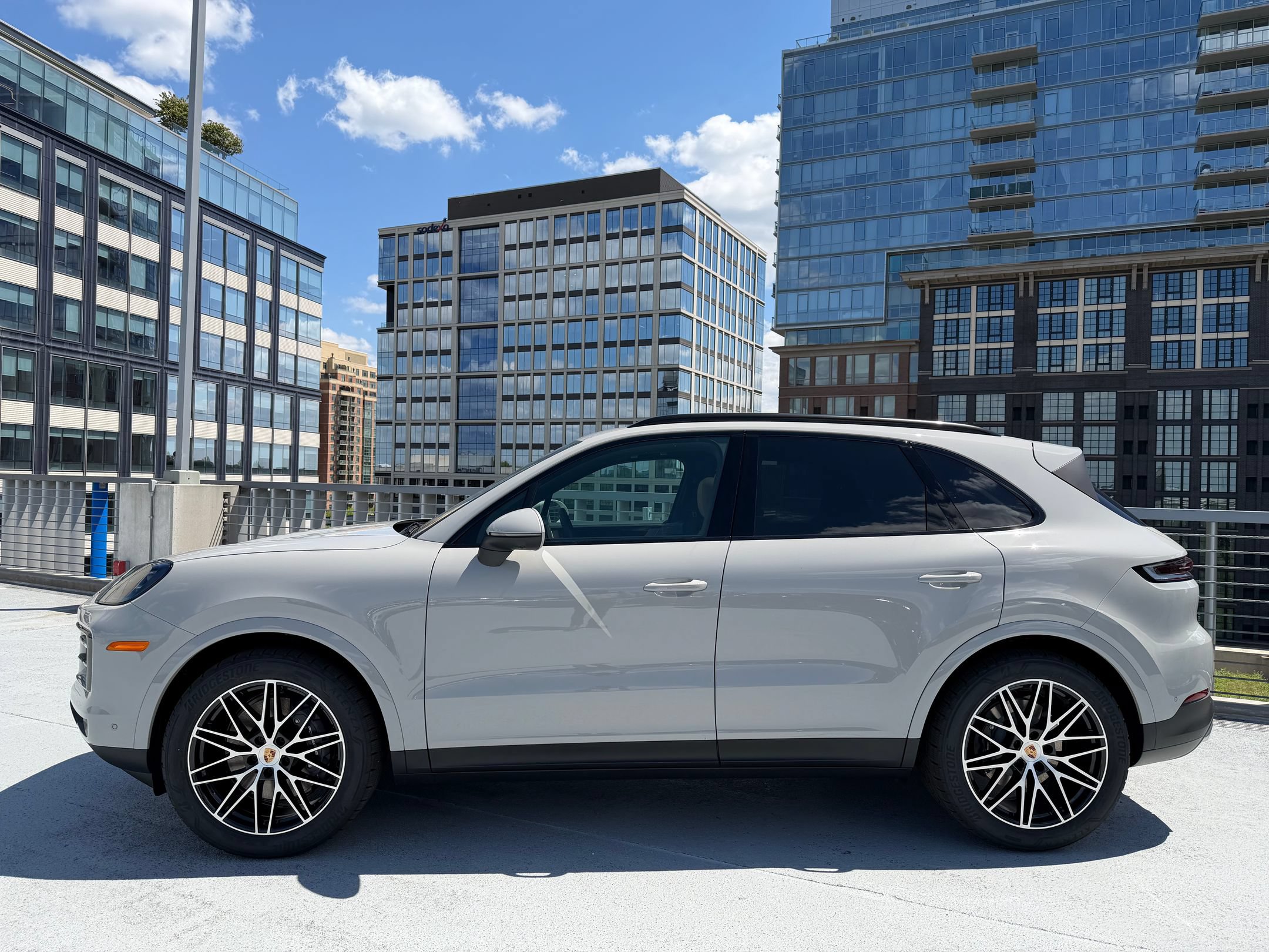 Used 2026 Porsche Cayenne AWD/4WD image 2